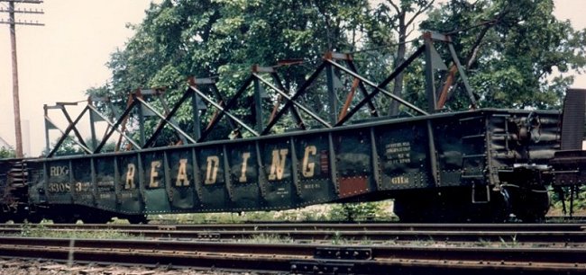 RDG 33083 - CT Bossler photo, collection of The Reading Modeler