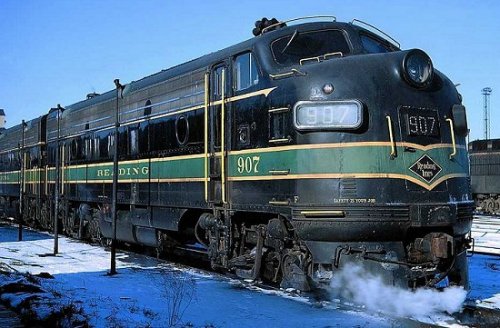 Reading FP7 #907 in New Jersey on a cold day.