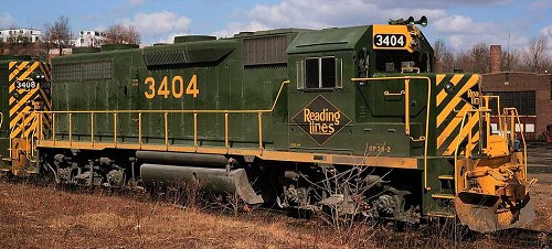 Reading GP39-2 #3404 on a fall day at the Bethlehem Engine Terminal.