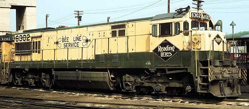 A view of Reading U30-C #6302 showing the effects of weathering.