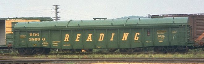 Reading Company GHy covered gondola #38690.  Photo courtesy David Spohn.